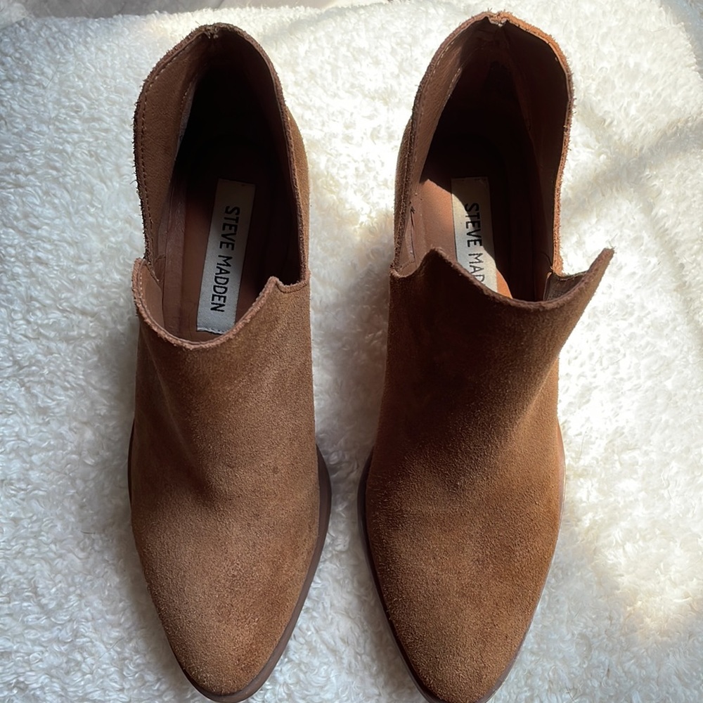 Steve Madden Booties - Picture 2 of 2
